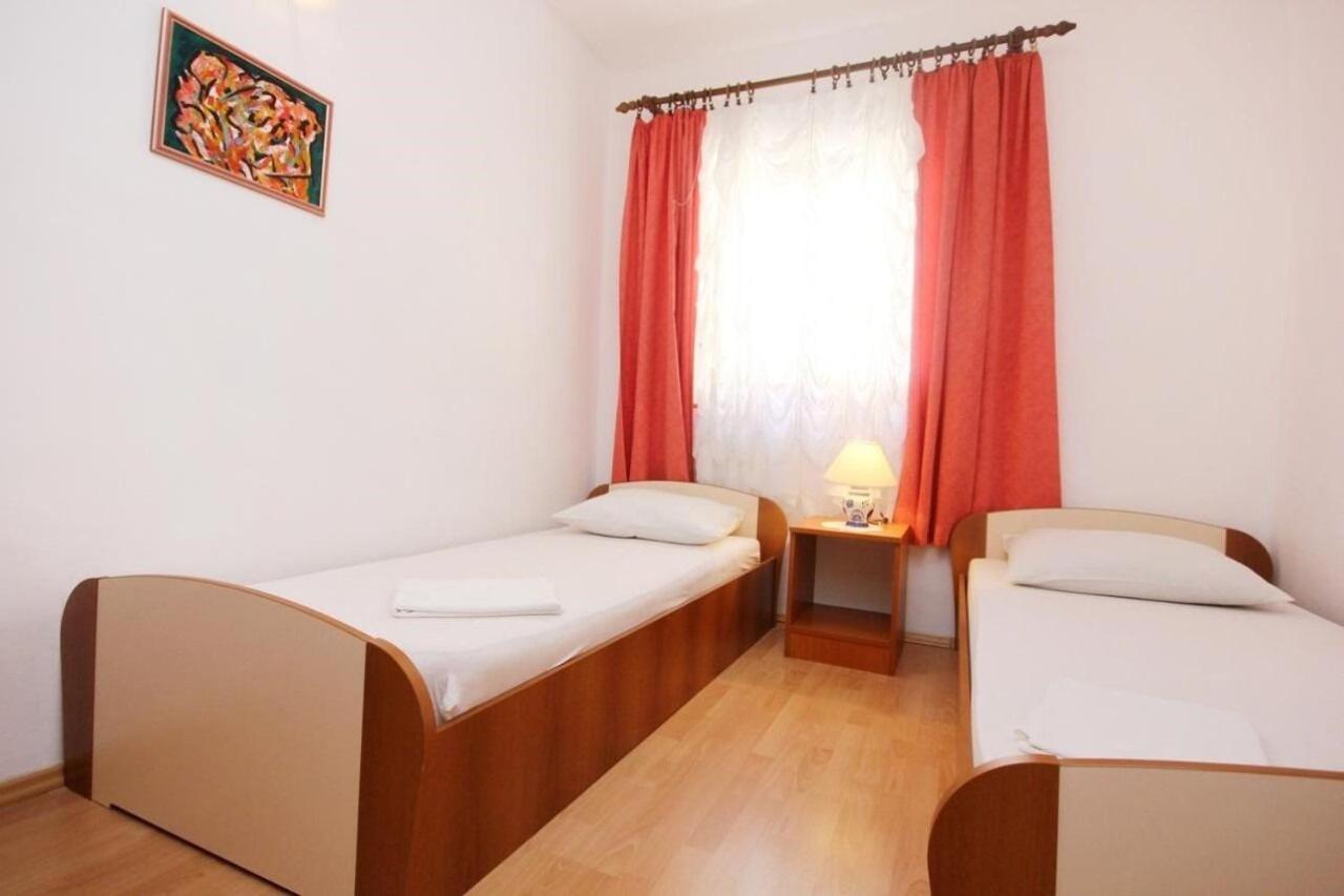 Apartments Tonka - 150M From The Sea & Parking Orebić Zewnętrze zdjęcie