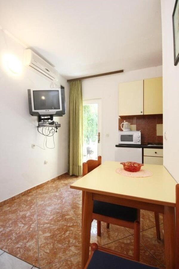 Apartments Tonka - 150M From The Sea & Parking Orebić Zewnętrze zdjęcie